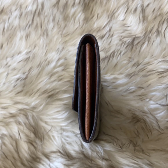 Louis Vuitton Sarah wallet - Picture 4 of 14